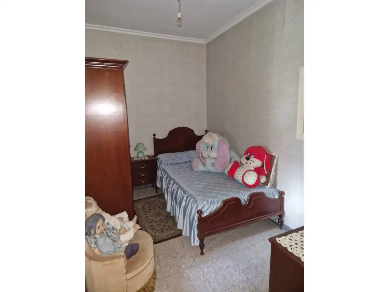 Bedroom of Flat for sale in A Rúa 