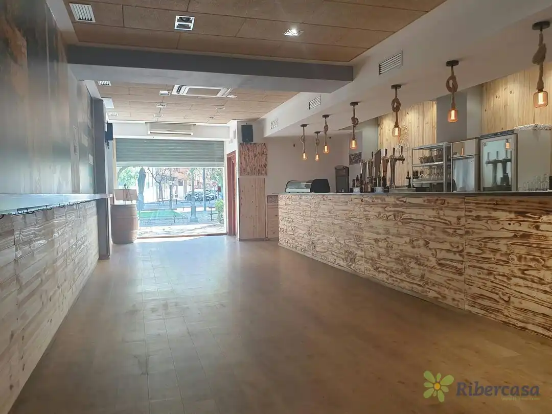 Local comercial de lloguer a Paseo de Invierno, imagen 2
