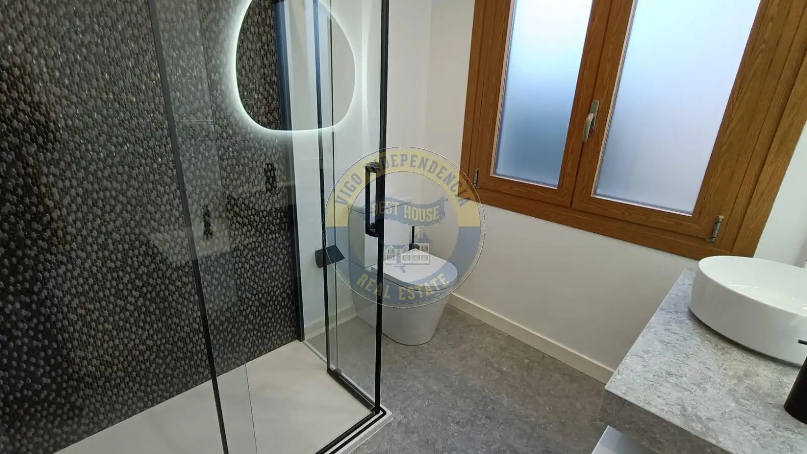 Baño de Casa o chalet en venta en Vigo  con Jardín privado, Terraza y Trastero