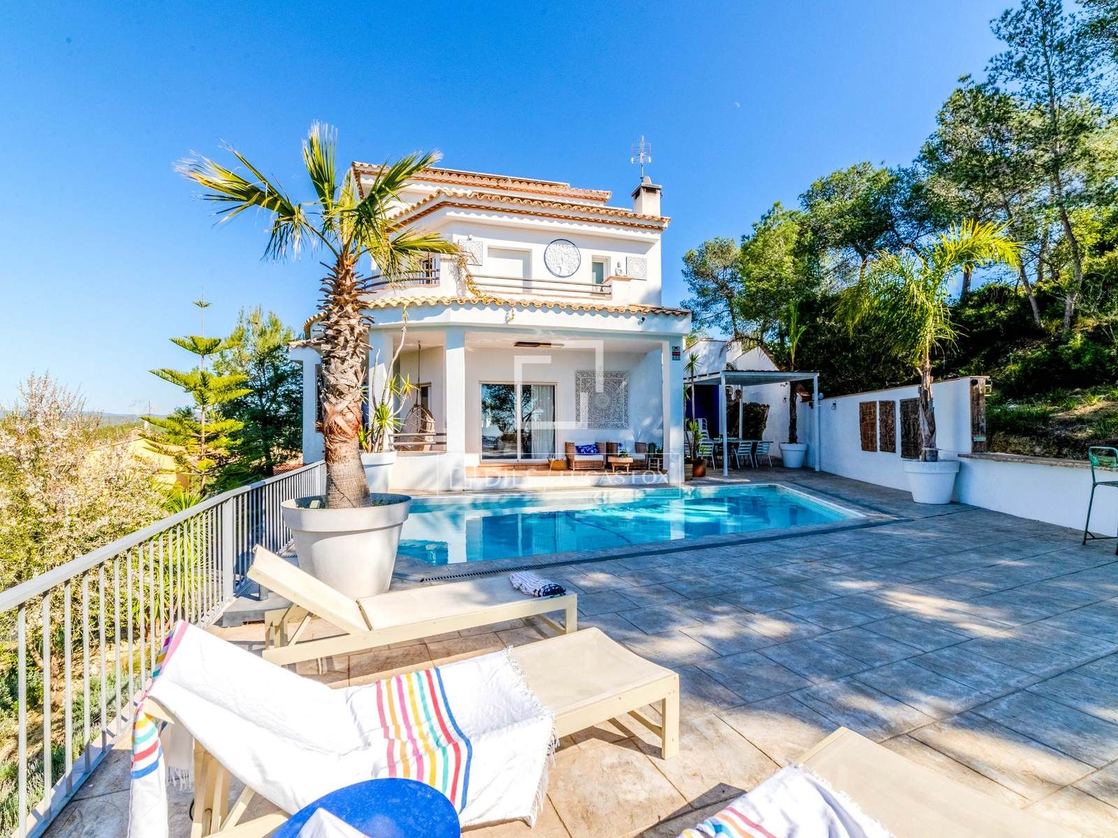 Exterior view of Houses for sale in Sant Pere de Ribes  with Air Conditioner, Private garden and Terrace