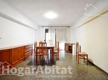 Piso con balcón en venta en Calle AUSIAS MARCH, D'