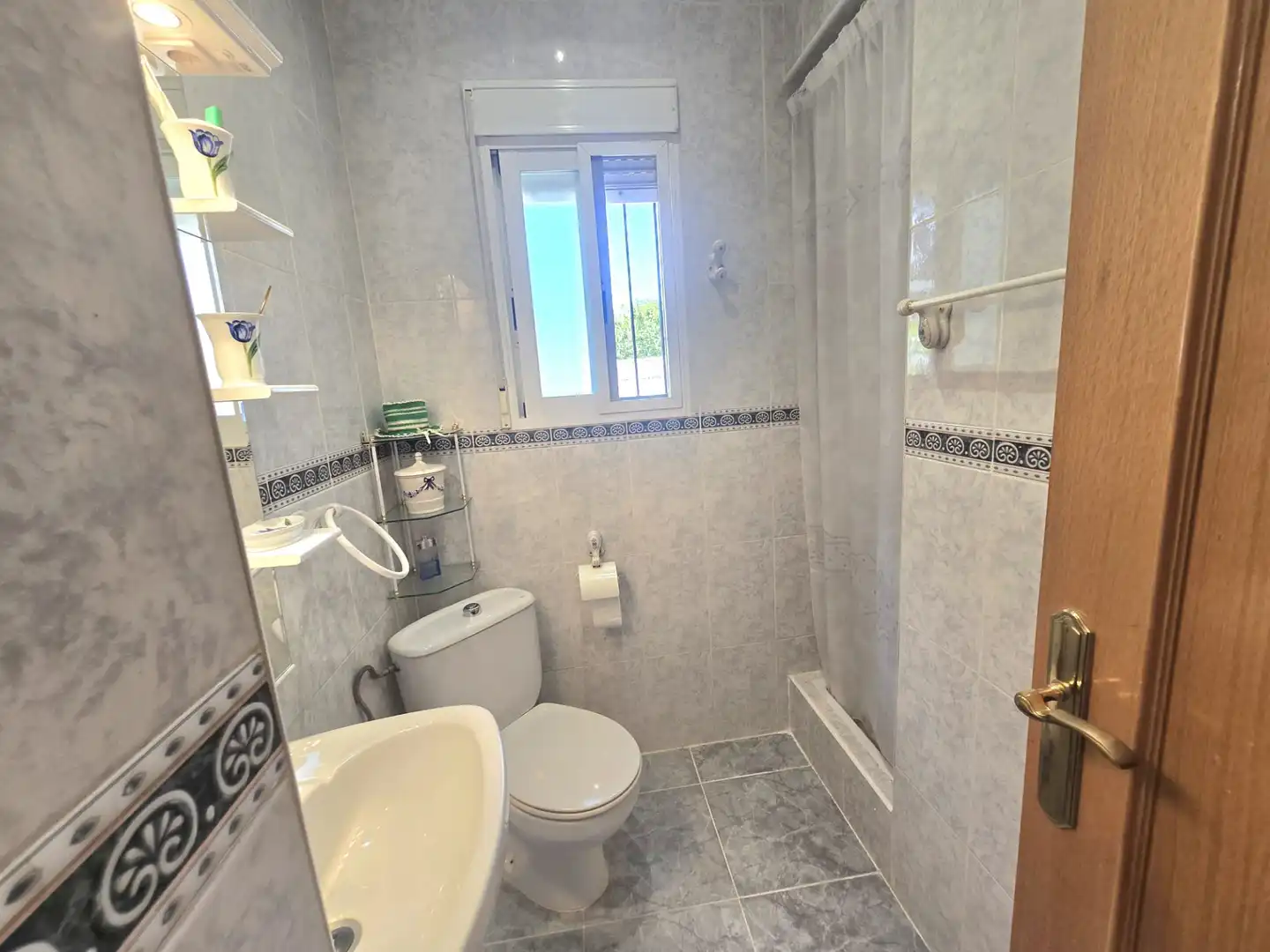 Baño de Casa o chalet en venta en L'Eliana con Calefacción, Jardín privado y Terraza