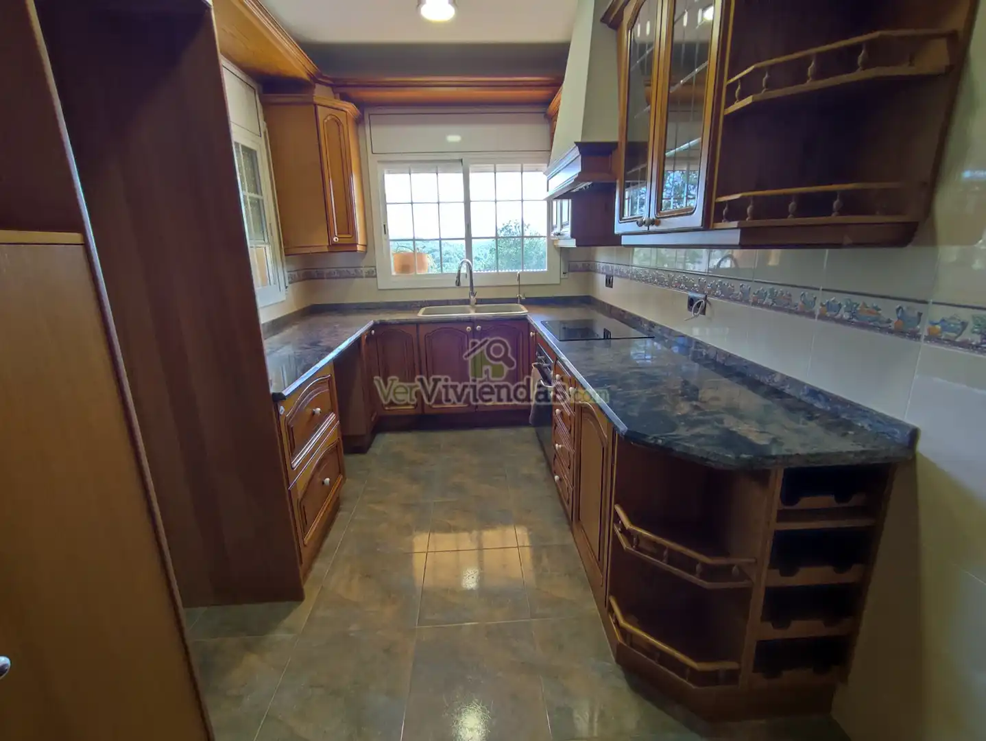 Cuina de Casa o xalet en venda en Begues amb Aire condicionat, Calefacció i Jardí privat
