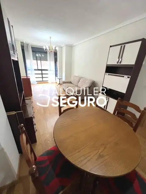 Habitación de Piso de alquiler en Parla con Calefacción, Terraza y Trastero