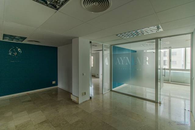 Oficina en Alquiler en General Riera en Bons Aires