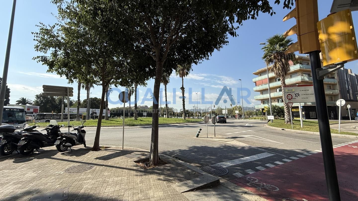 Vista exterior de Garatge de lloguer en Sant Feliu de Llobregat