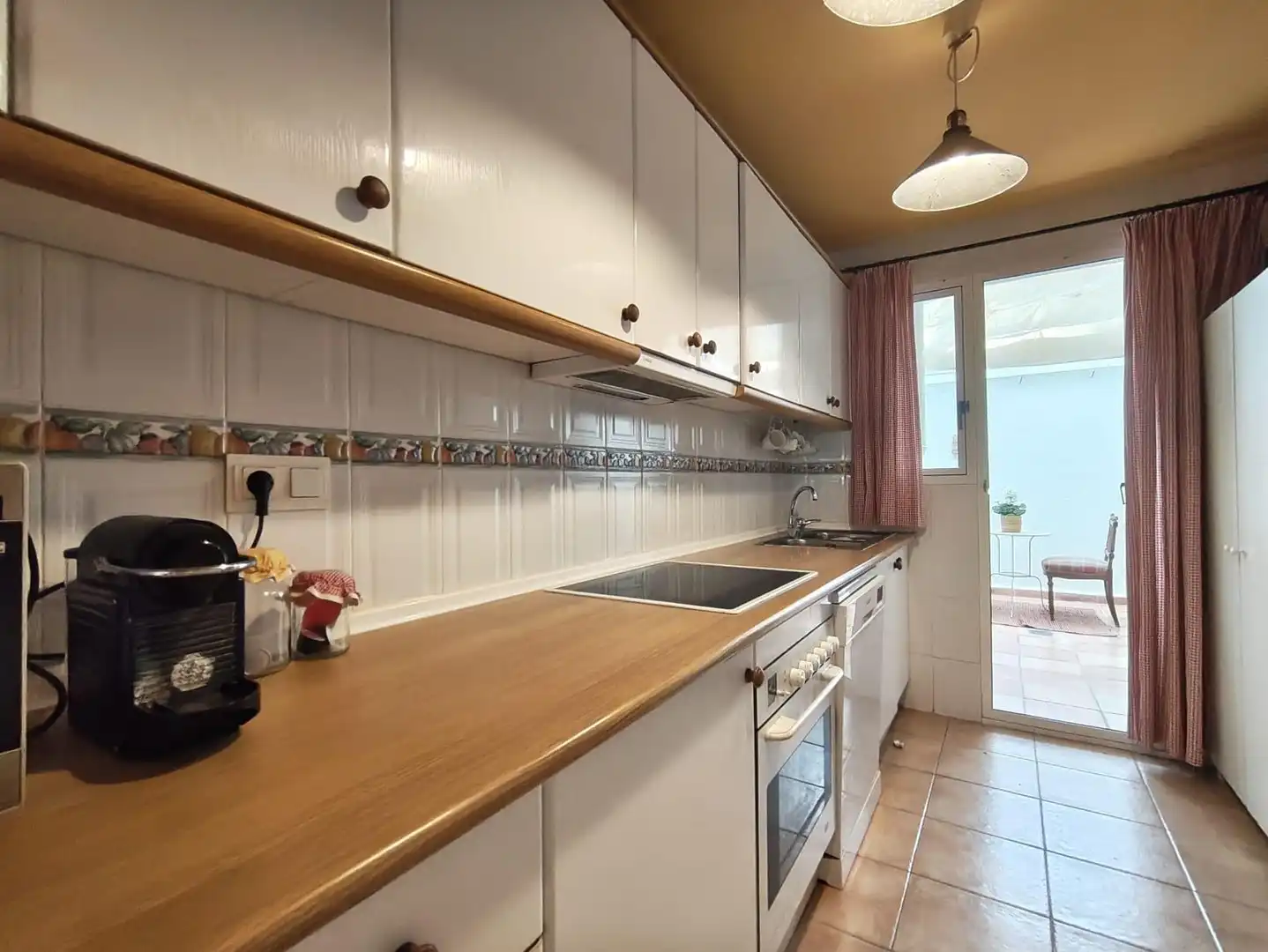 Cocina de Dúplex en venta en Villajoyosa / La Vila Joiosa con Jardín privado, Terraza y Trastero