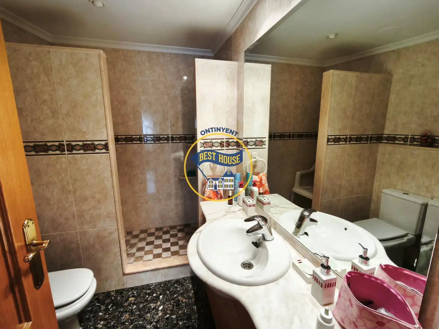 Baño de Piso en venta en Ontinyent con Trastero, Amueblado y Balcón