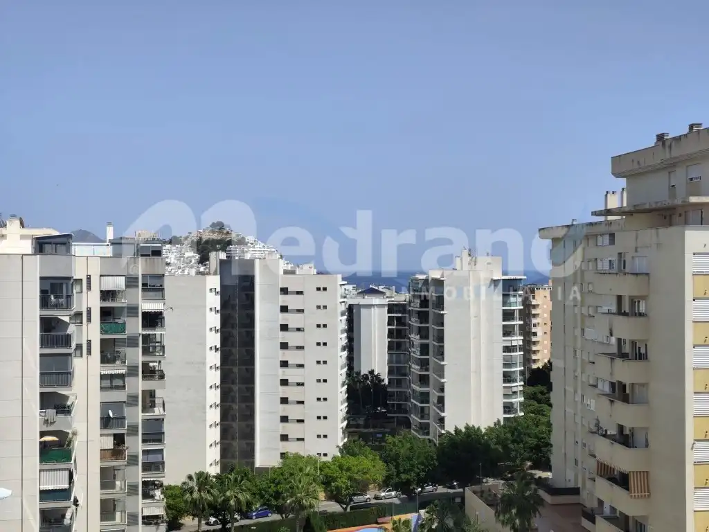Vista exterior de Piso en venta en Villajoyosa / La Vila Joiosa con Aire acondicionado, Calefacción y Jardín privado