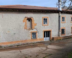 Vista exterior de Finca rústica en venda en Basconcillos del Tozo