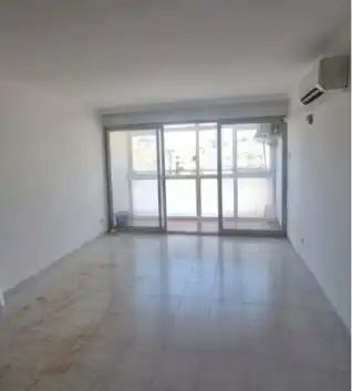 Wohnung mit Aufzug zum Verkauf in Col.legis Nous