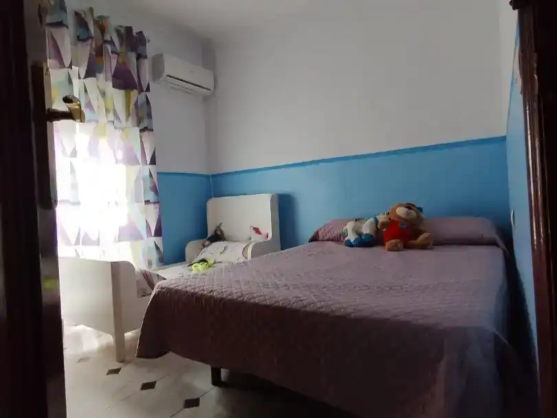 Dormitori de Casa o xalet en venda en Sevilla amb Aire condicionat, Traster i Moblat