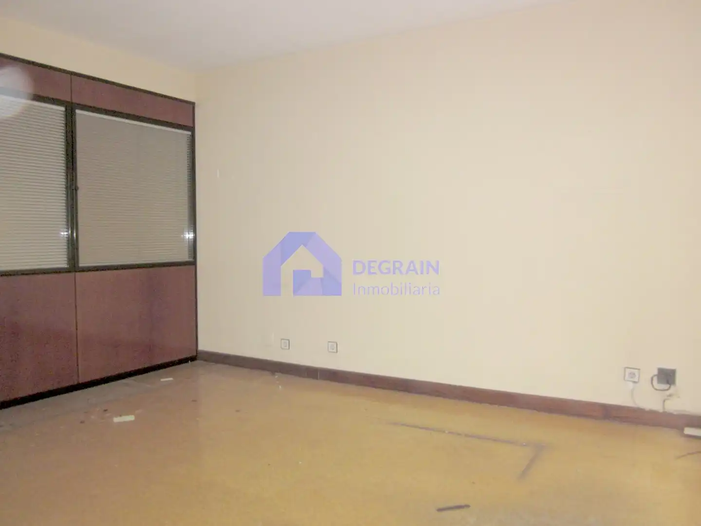 Büro zur Miete in Oviedo  mit Heizung