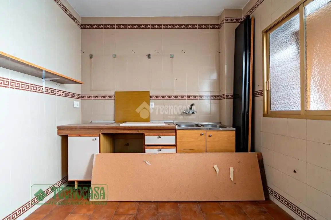 Küche von Wohnung zum Verkauf in El Ejido mit Klimaanlage und Balkon