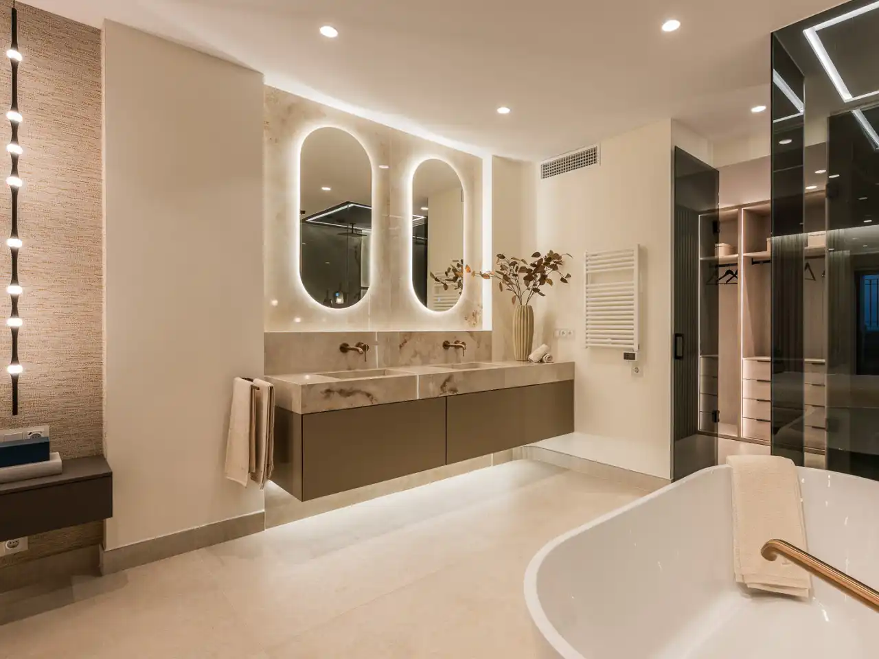 Bathroom of Duplexes for sale in Estepona  with Air Conditioner, Heating and Terrace