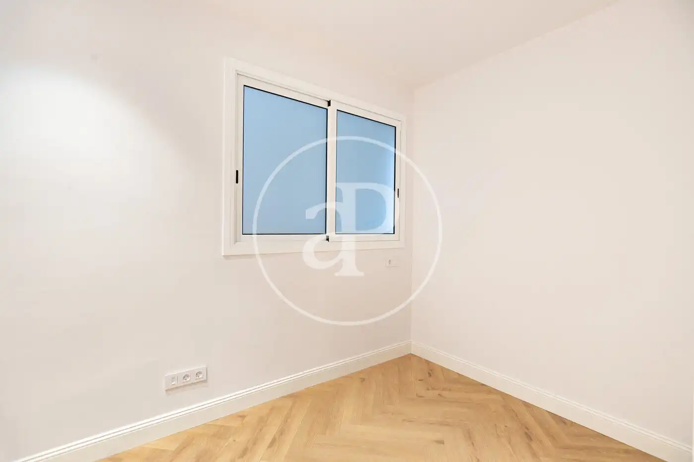 Habitación de Piso en venta en Barcelona con Aire acondicionado, Calefacción y Balcón
