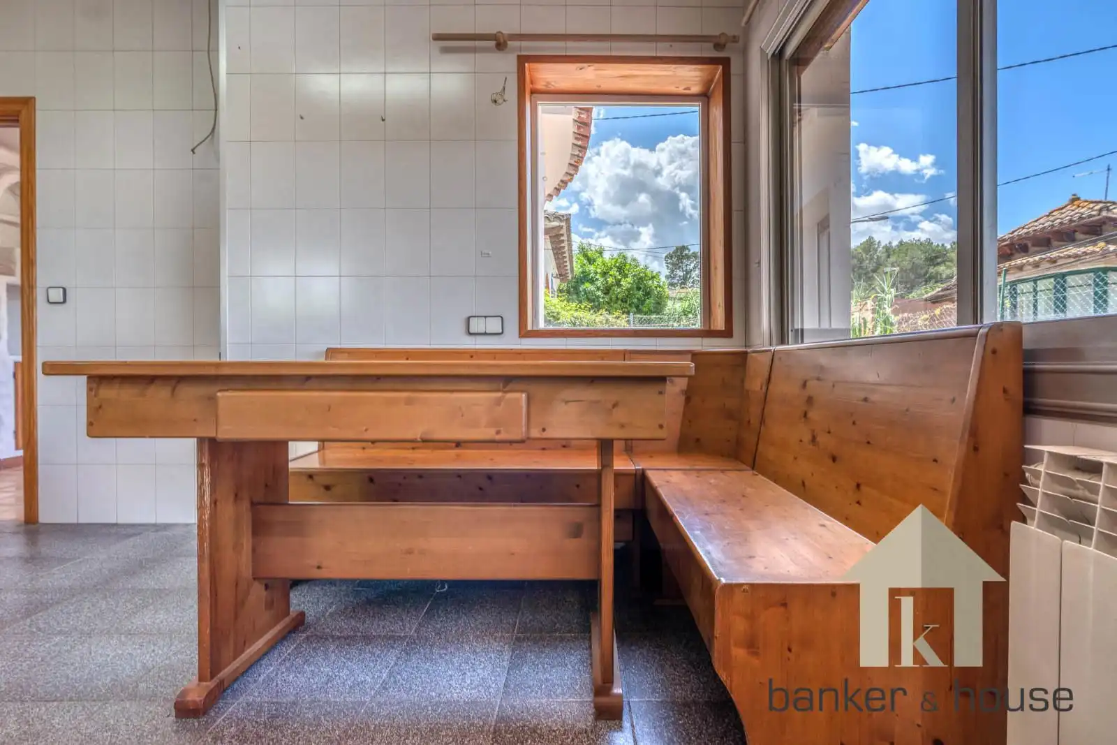 Küche von Haus oder Chalet zum Verkauf in Cerdanyola del Vallès mit Heizung, Parkett und Terrasse