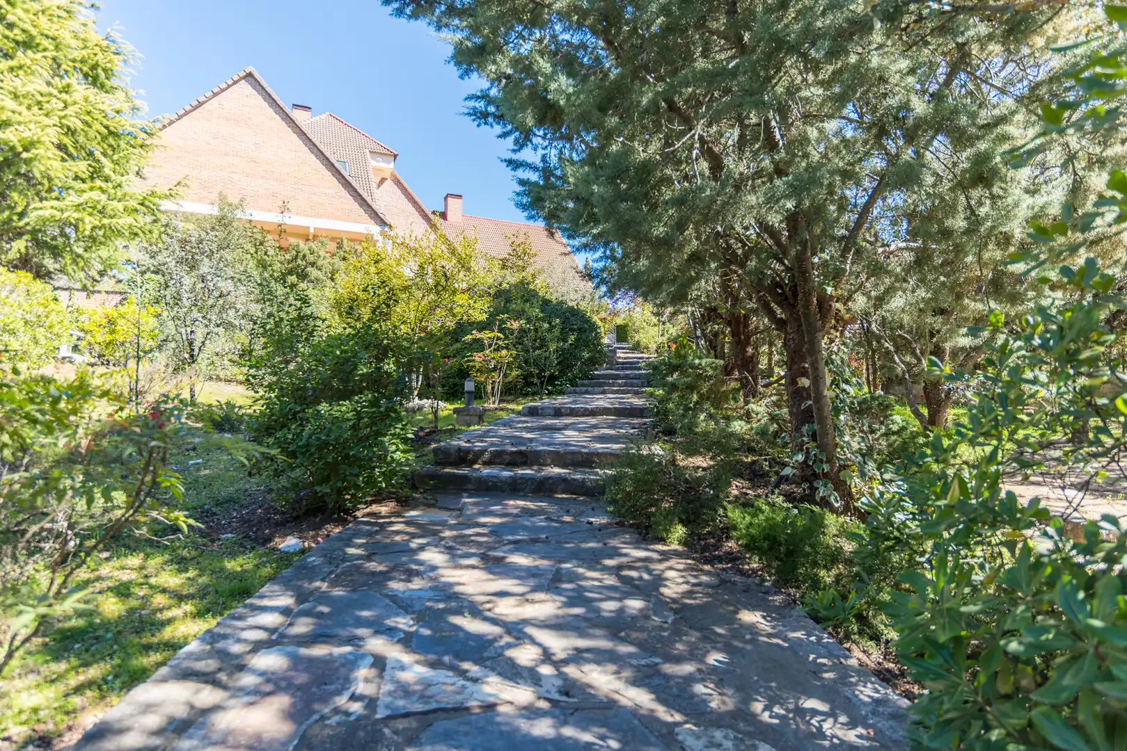 Exterior view of Houses for sale in Collado Villalba  with Air Conditioner, Heating and Private garden