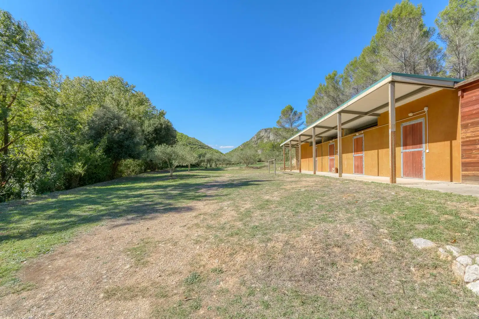 Jardín de Finca rústica en venta en Boadella i les Escaules con Calefacción, Jardín privado y Terraza