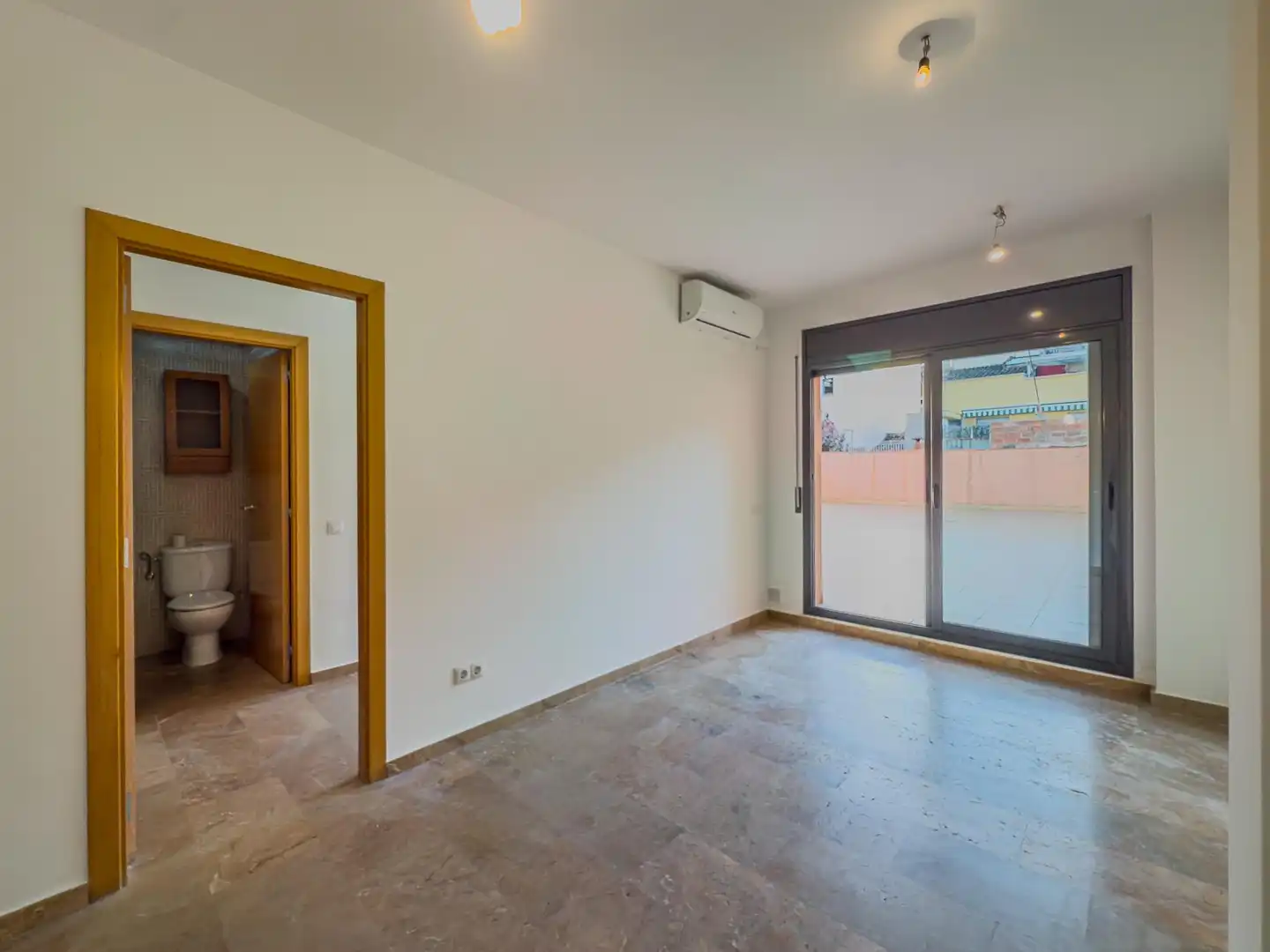 Planta baixa en venda en Terrassa amb Aire condicionat, Calefacció i Terrassa