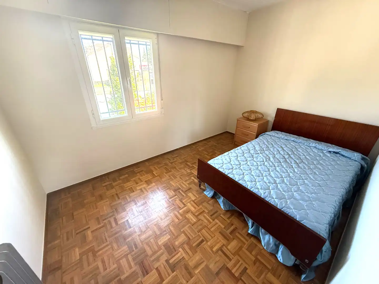 Habitación de Casa adosada en venta en Boñar con Calefacción, Jardín privado y Parquet