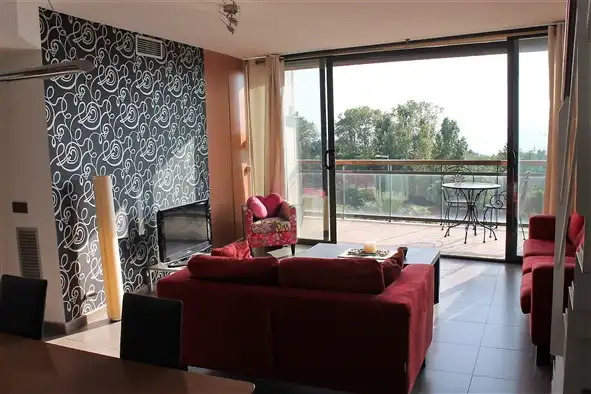 Wohnzimmer von Dachboden zur Miete in Cambrils mit Klimaanlage, Terrasse und Möbliert