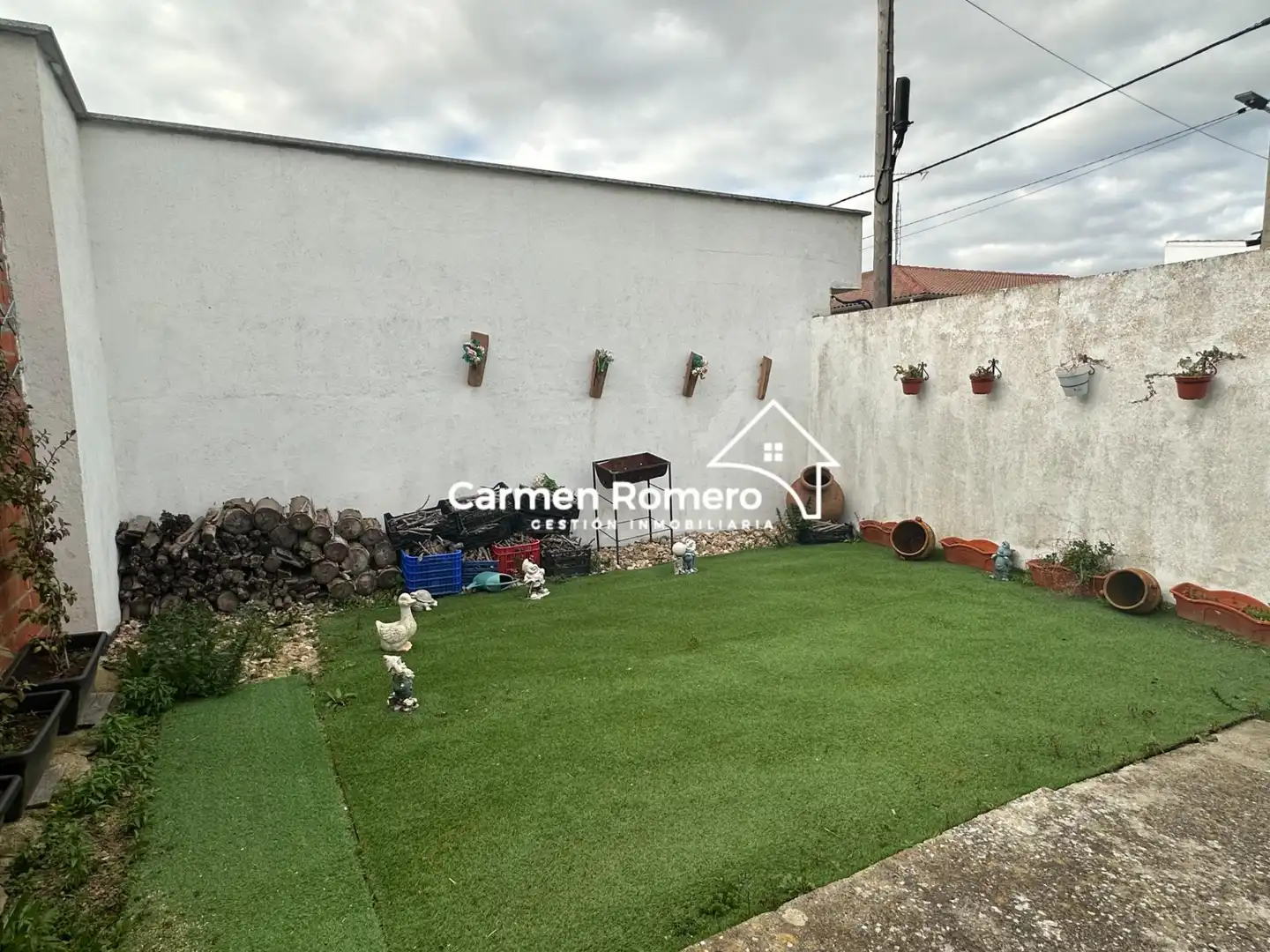 Jardí de Casa o xalet en venda en Poveda de las Cintas amb Calefacció, Jardí privat i Terrassa