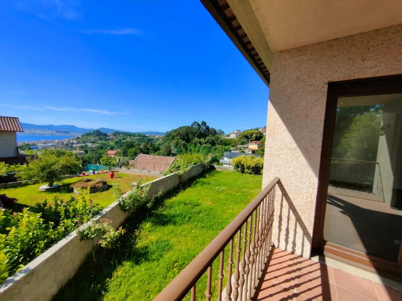 Vista exterior de Casa o chalet en venta en Moaña con Calefacción, Jardín privado y Terraza