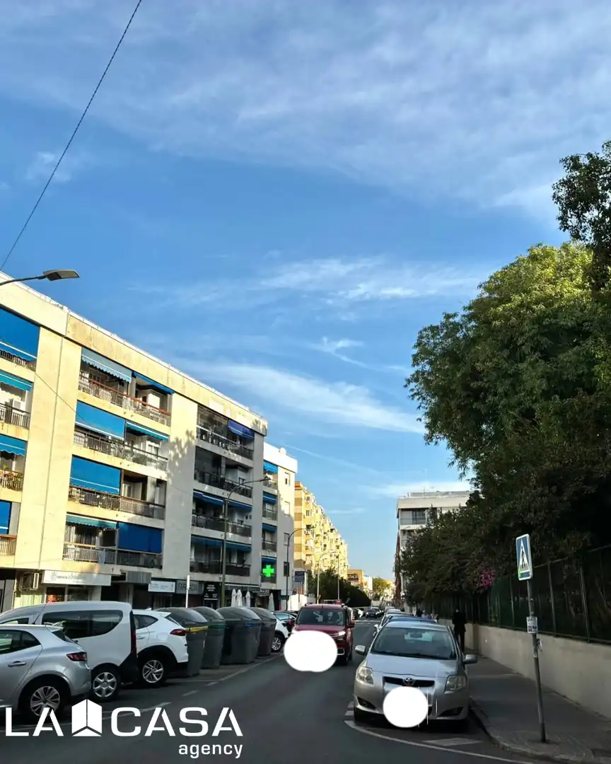 Vista exterior de Pis en venda en Macarena