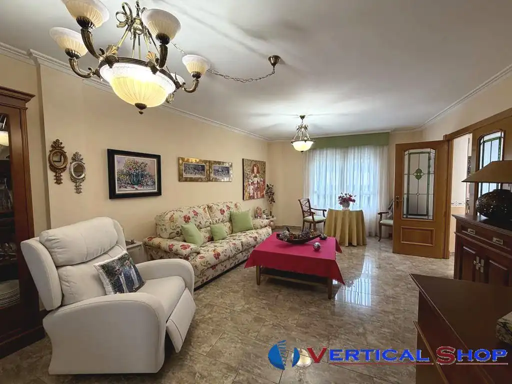 Sala de estar de Casa o chalet en venta en Villena con Aire acondicionado, Calefacción y Terraza
