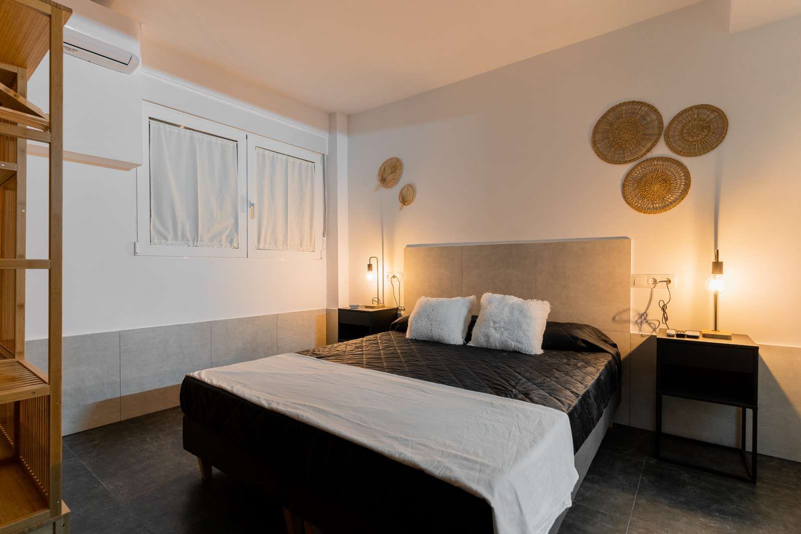 Dormitori de Estudi per a compartir en  Valencia Capital amb Aire condicionat i Terrassa