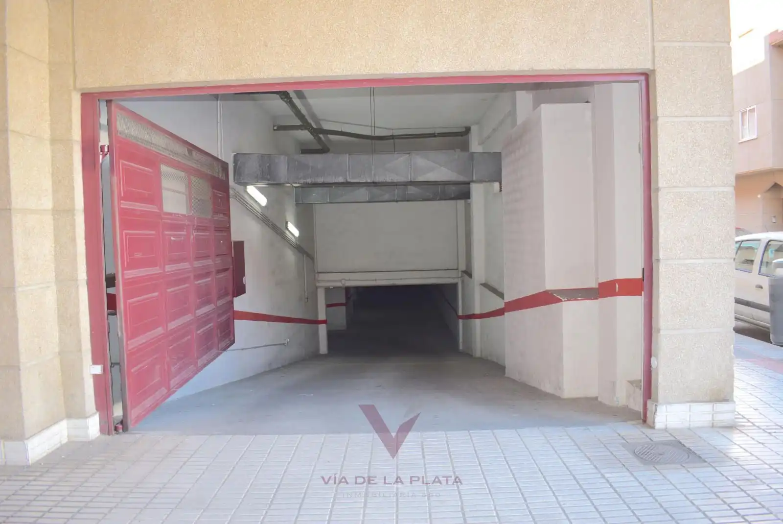 Parking de Ático en venta en Santa Marta de Tormes con Calefacción, Terraza y Piscina
