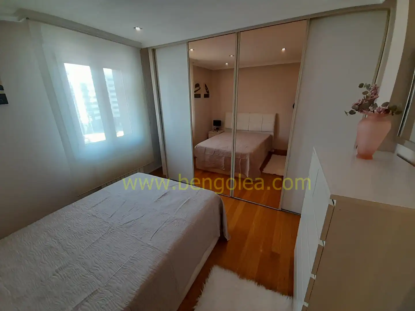 Habitación de Piso en venta en Barakaldo  con Calefacción y Amueblado