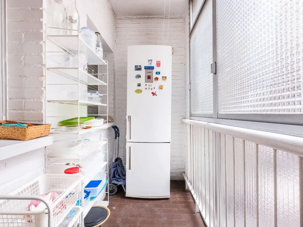 Cocina de Piso en venta en  Madrid Capital con Terraza y Balcón