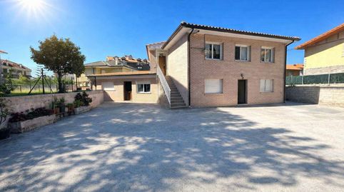 Casa en venta en HelguerasEl Brusco, 10 dormitorios.