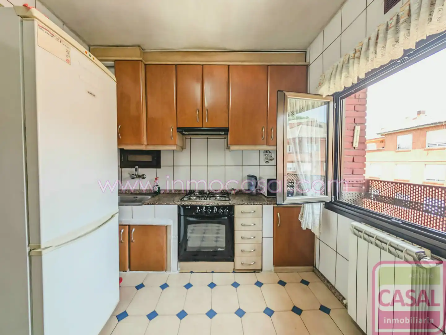 Cocina de Piso en venta en Mieres (Asturias) con Calefacción, Trastero y Amueblado