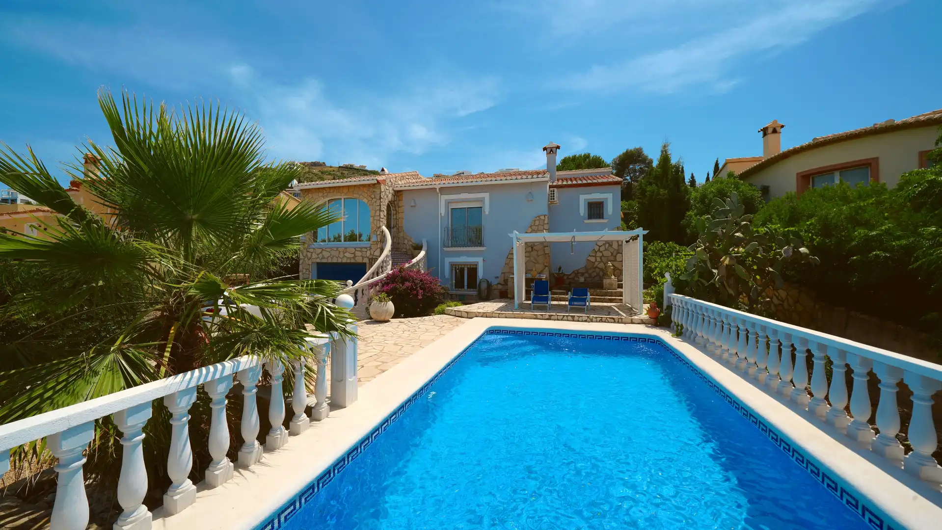 Landhaus mit Pool zum Verkauf in El Ràfol d'Almúnia