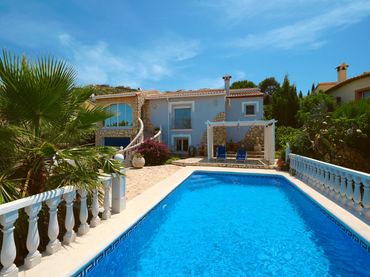 Casa rústica amb piscina en venda a El Ràfol d'Almúnia