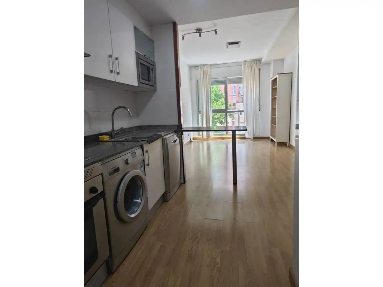 Vista exterior de Apartament en venda en Terrassa