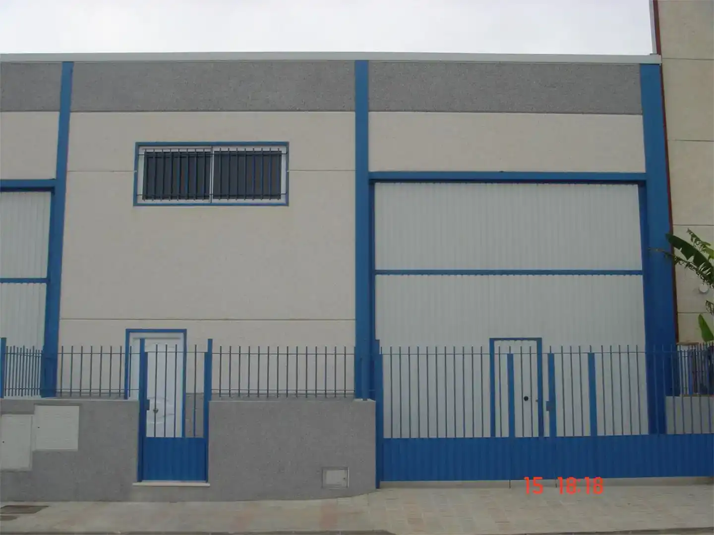 Vista exterior de Nau industrial en venda en Trebujena, Cádiz