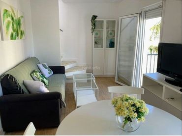 Wohnung zur Miete in Plaza de Juan Carlos I 14