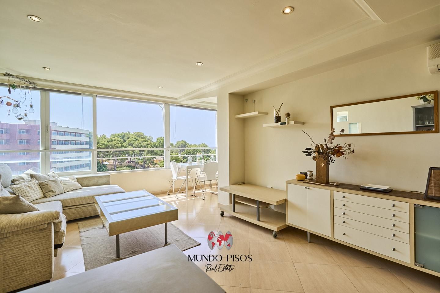 Living room of Flat for sale in Calvià  with Air Conditioner, Heating and Furnished