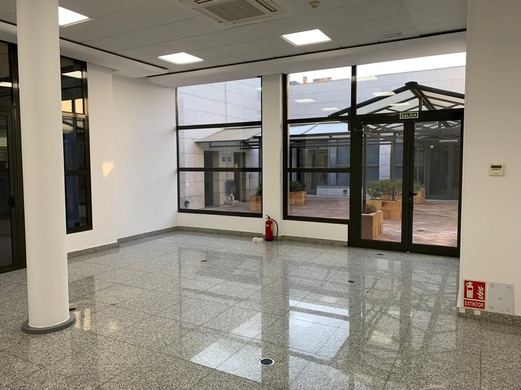 Oficina de lloguer en Las Rozas de Madrid amb Aire condicionat, Calefacció i Terrassa