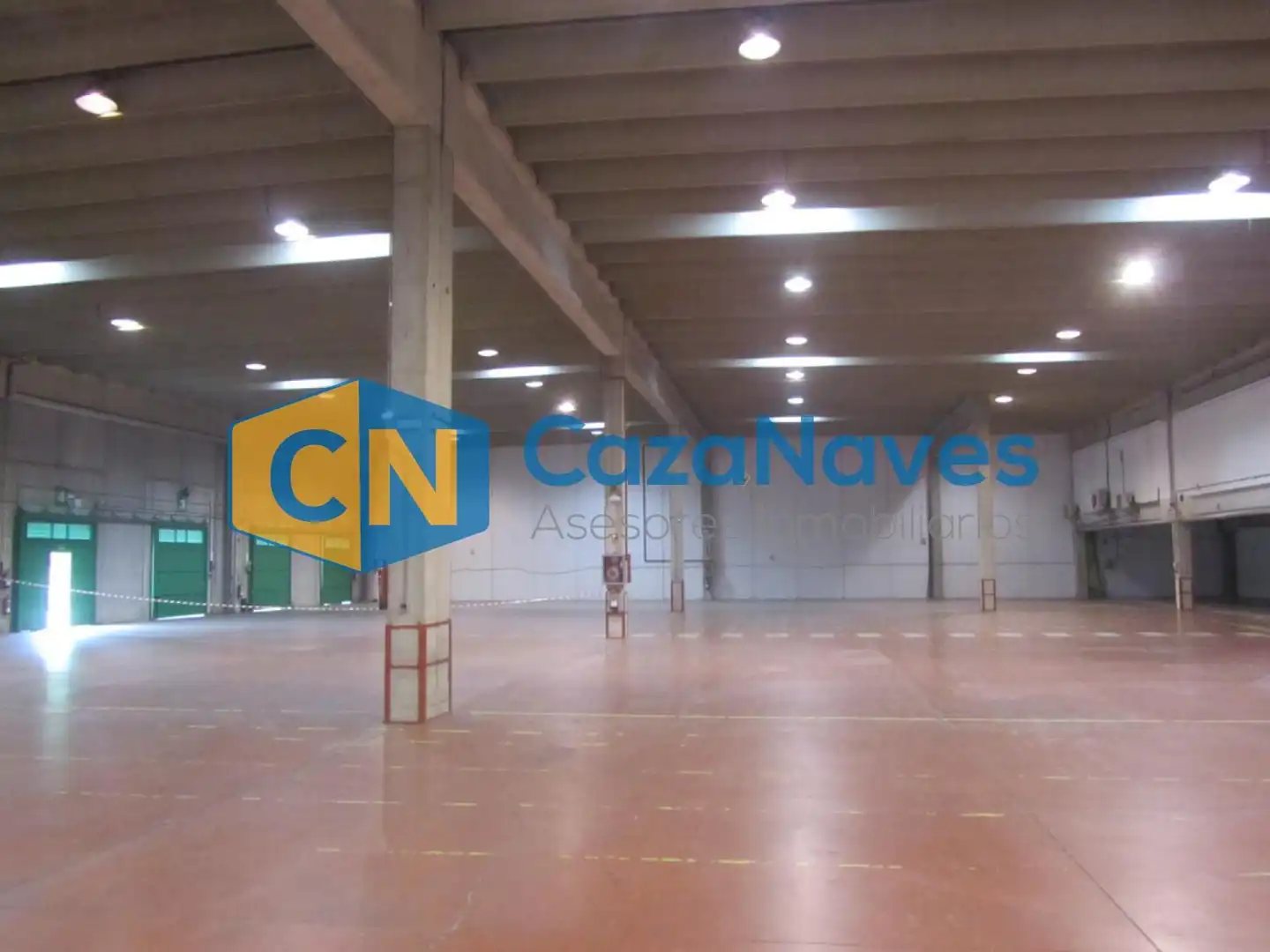 Industrial building to rent in Barrio de la Estación, imagen 7