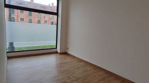 Foto 2 de Oficina de alquiler en Cl Anselmo Solar, Viesques, Gijón