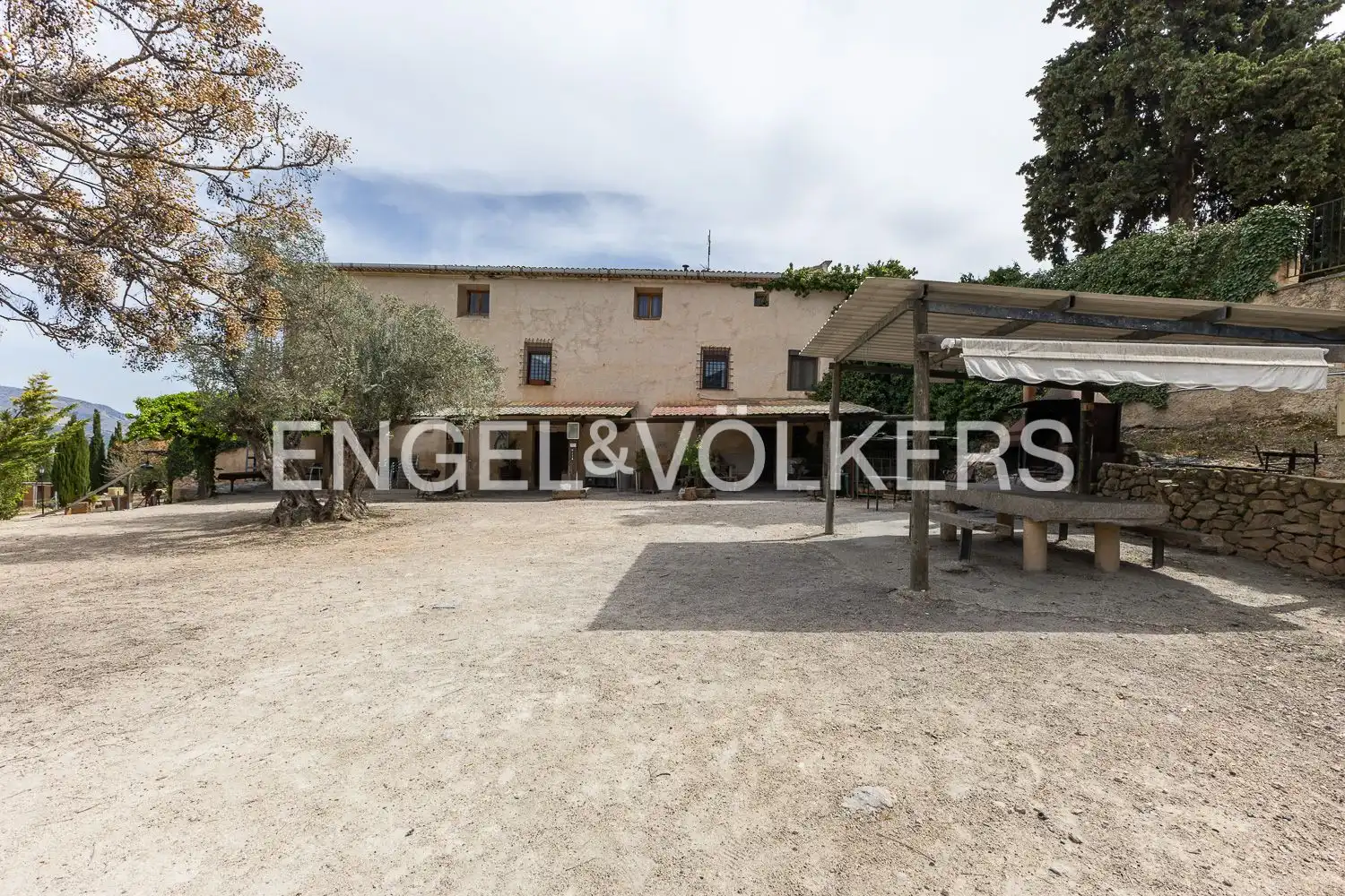 Exterior view of Houses for sale in Alcoy / Alcoi  with Air Conditioner, Heating and Private garden