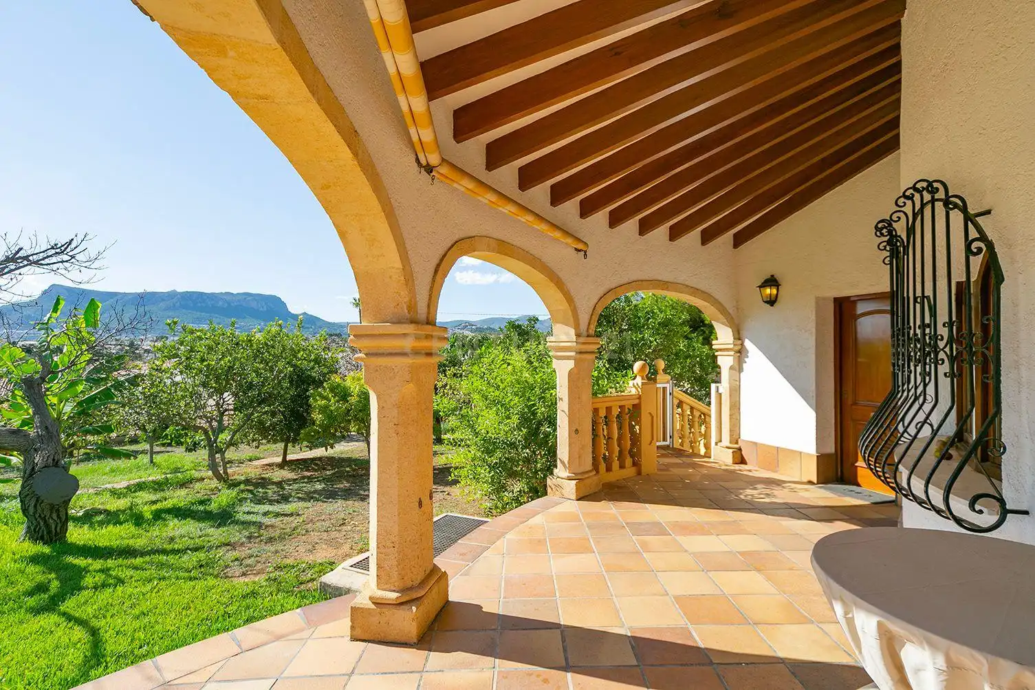 Casa con jardín en venta en La Caleta 2, imagen 7