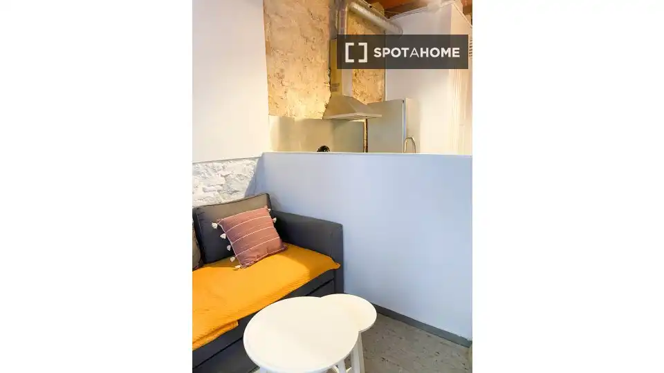 Flat with terrace to rent in Sants - Montjuïc, imagen 3
