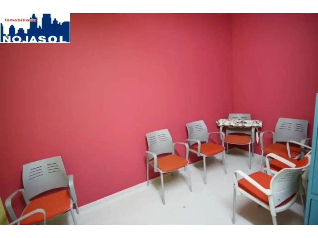 Büro zum Verkauf in Bareyo