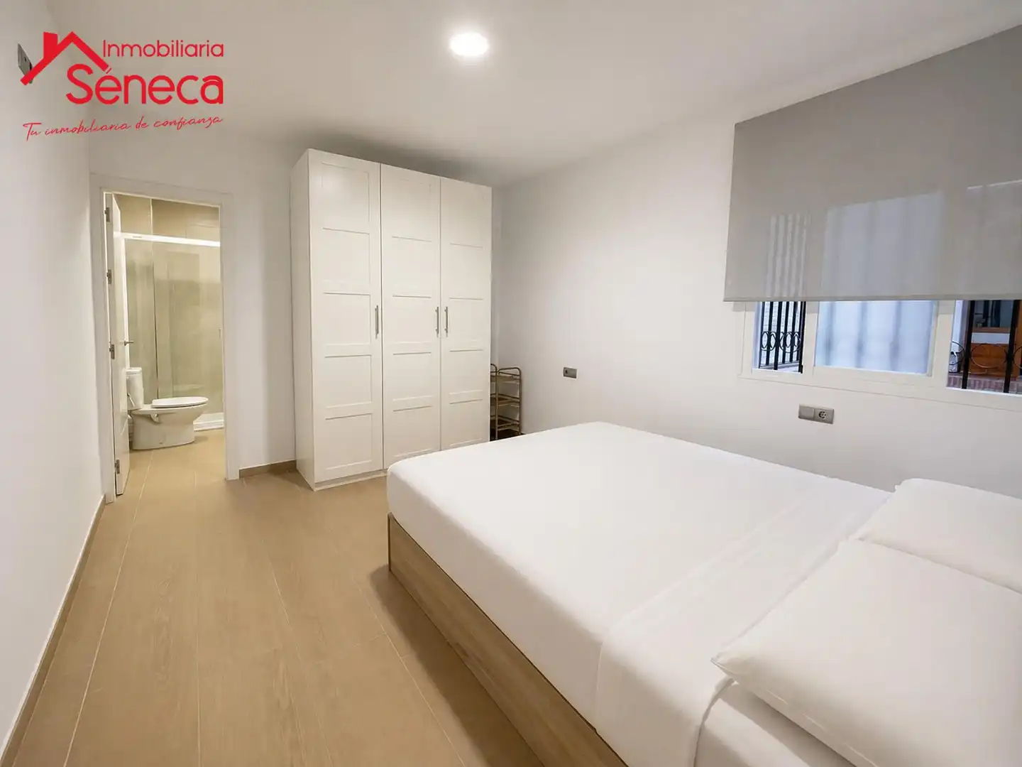 Bedroom of Flat for sale in Córdoba  with Air Conditioner, Heating and Furnished
